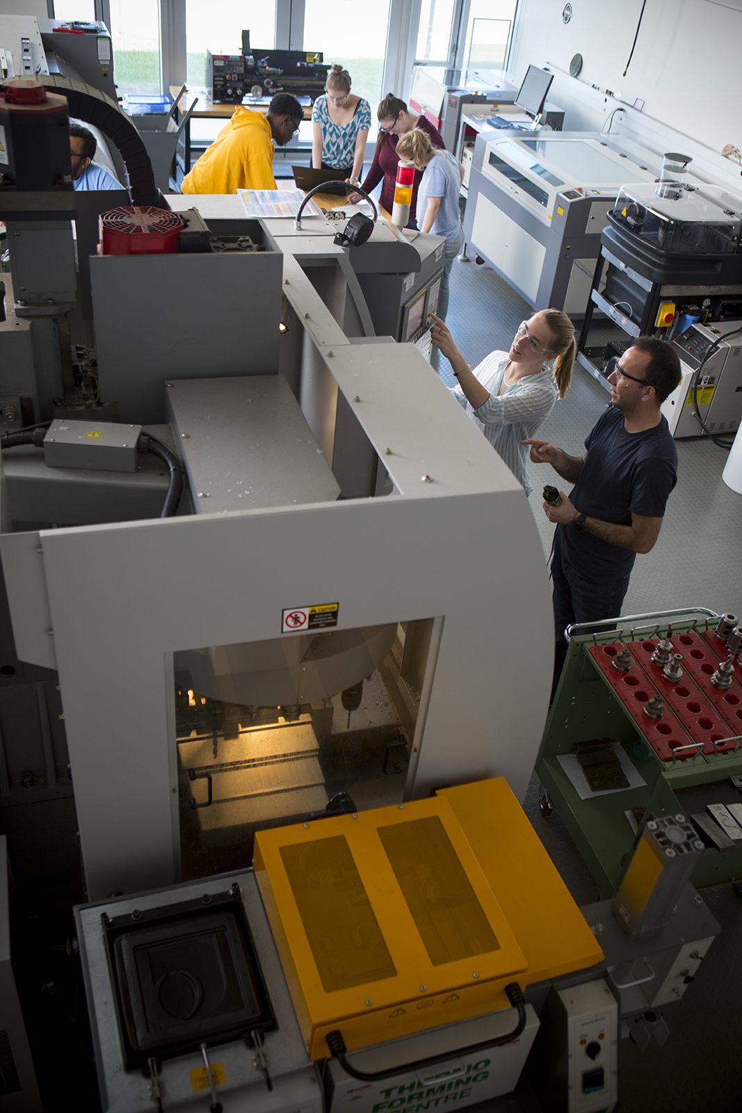 Machines and equipment inside the engineering laboratory